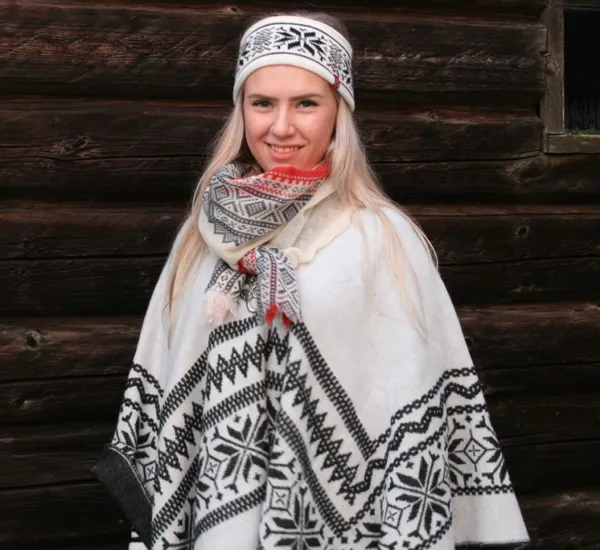 Main Image Poncho, Star pattern, white