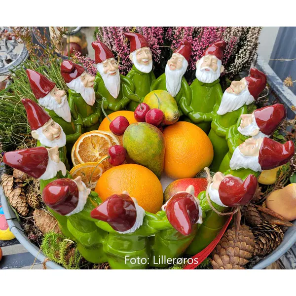 Main Image Santas in a circle, green, 32 cm, Harvesttime